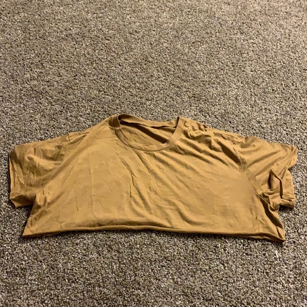 Alo yoga crop tee